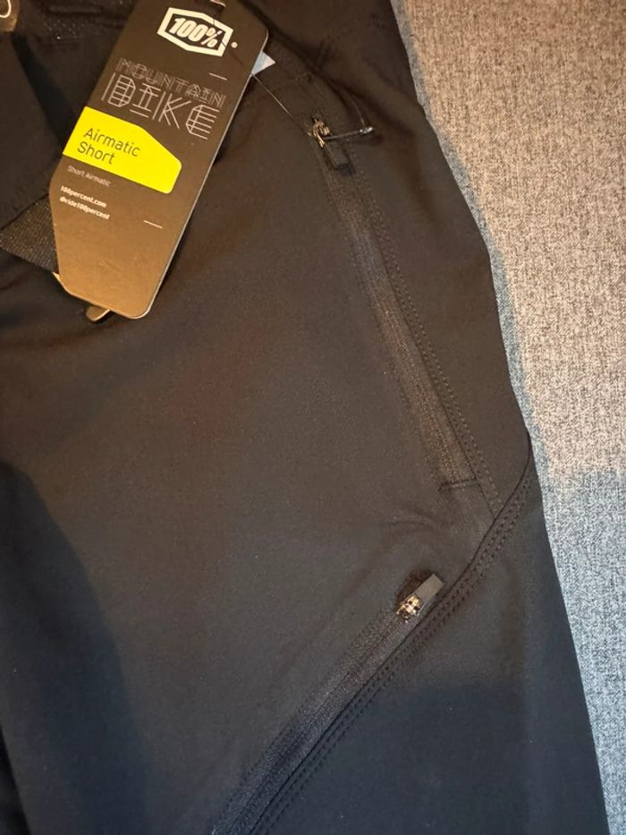 Short MTB / vtt 100% (100percent) Airmatic taille S neuf sous blister - photo numéro 7