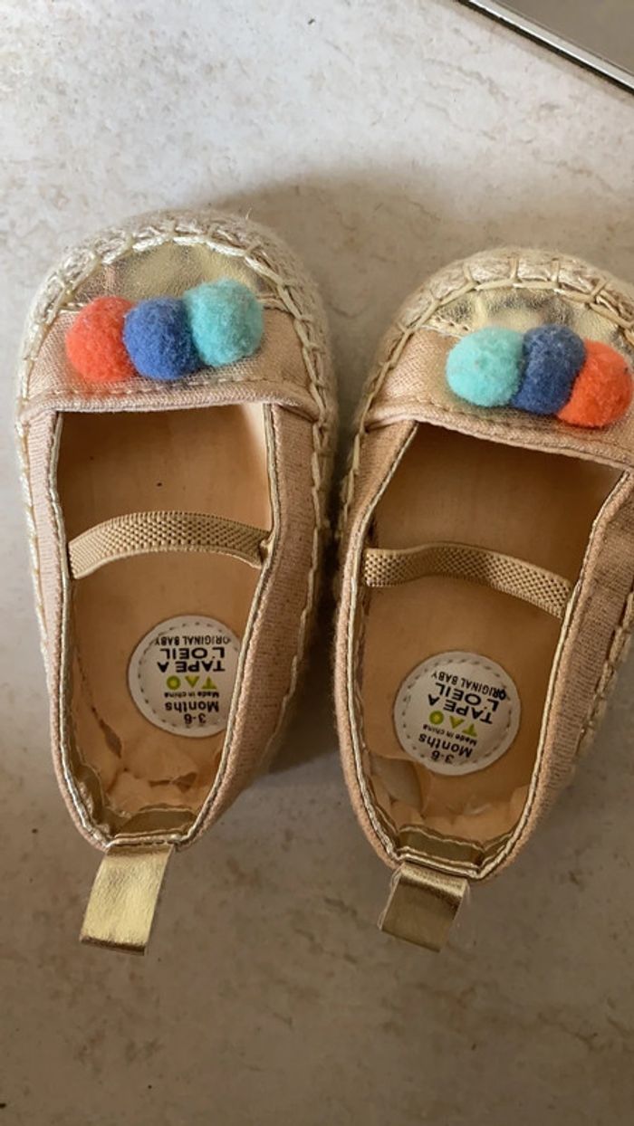 Tape à l’œil petites chaussures filles pompons 3-6mois