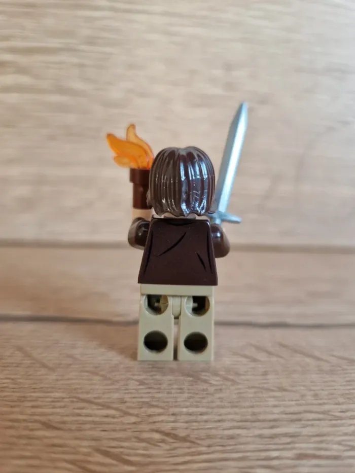 Figurine type lego Aragorn seigneur des anneaux - photo numéro 3