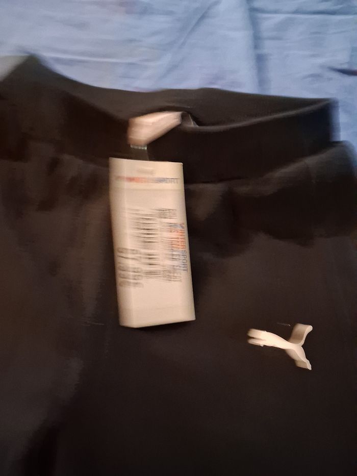 Pantalon 6 ans puma neuf - photo numéro 4