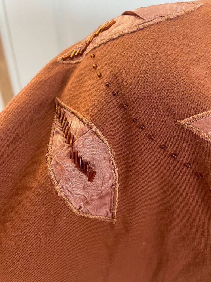 T-shirt femme marron – Manches 3/4 – Taille M – Broderies, strass & dentelle - photo numéro 6