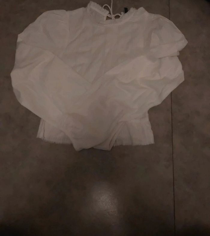 Haut avec nœud - photo numéro 3