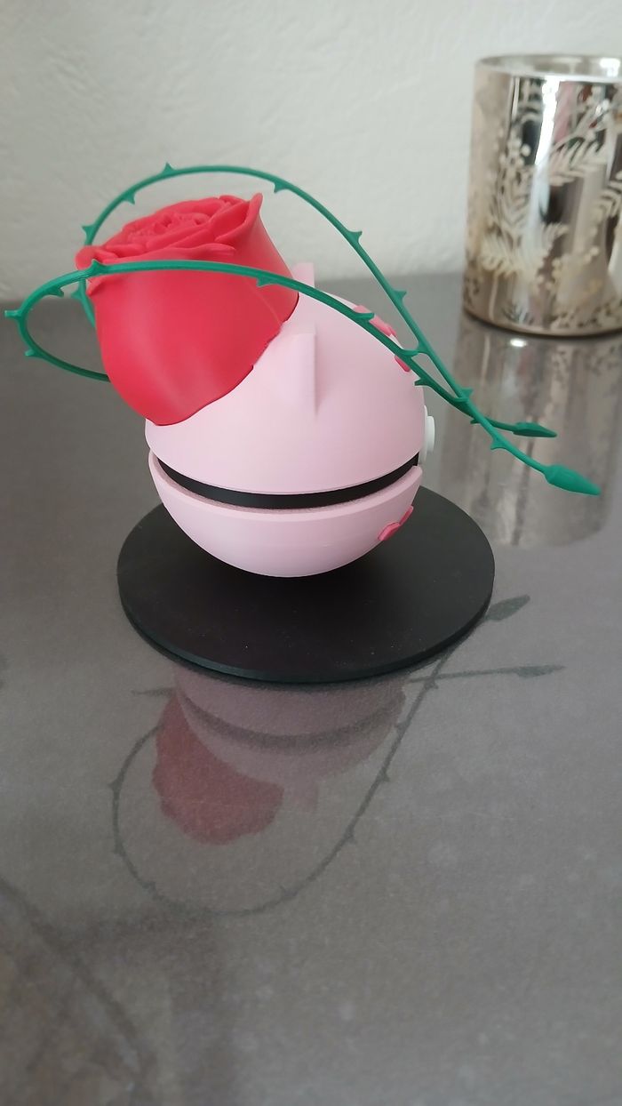 Pokeball Bulbizarre Rose - photo numéro 4