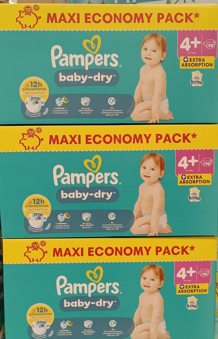 Couches Pampers taille 4+ lot de 3 cartons