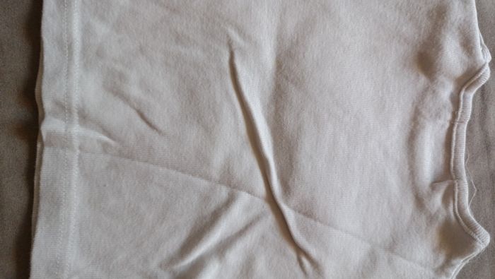 Salopette courte. Salopette longue. Tee shirt - photo numéro 6