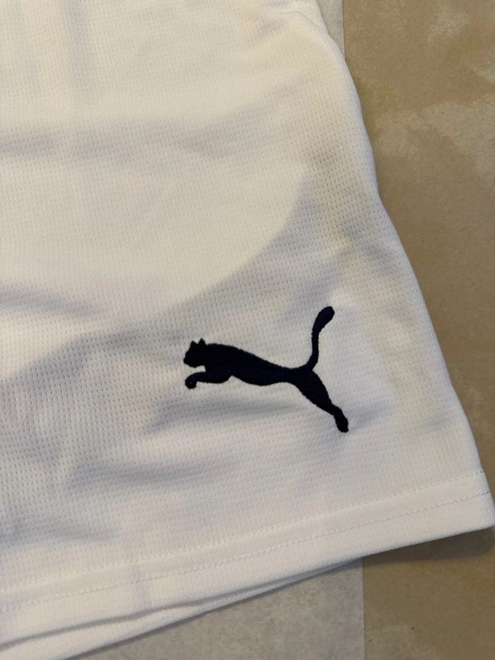 Short de foot Puma équipe Manchester City taille 15/ 16 ans authentique neuf - photo numéro 3