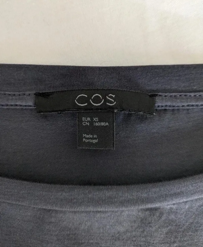T-shirt d'été - COS - taille XS - photo numéro 3