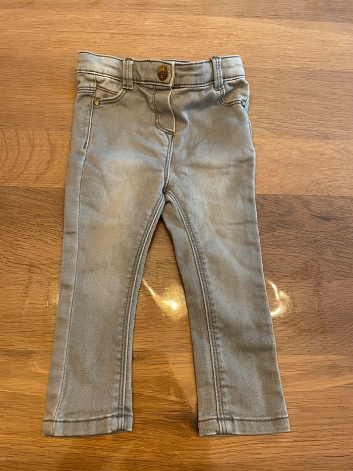 Jean gris 9 mois tape à l’œil