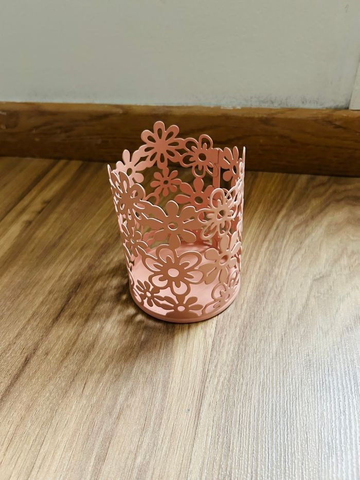 Pot de rangement à crayons fleuris rose