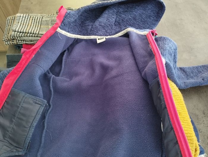 Lot vêtements fille 6 ans - photo numéro 3