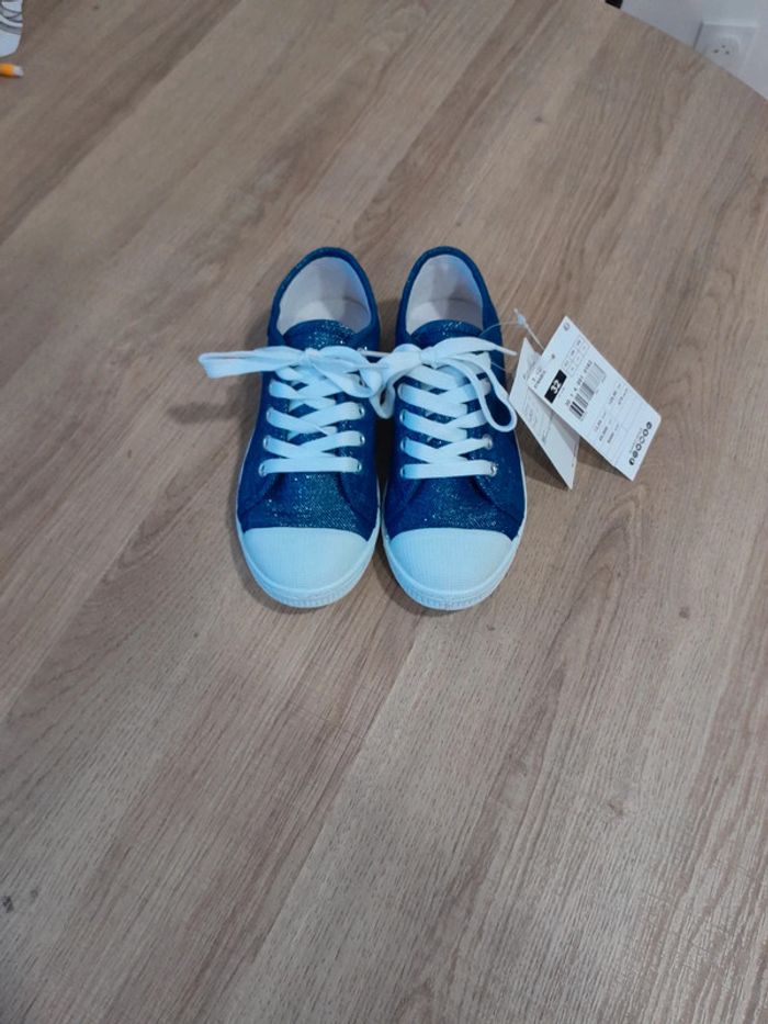 Baskets 32