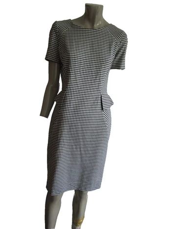 robe chic  14% laine marque sisley taille indiquée S = 36/38
