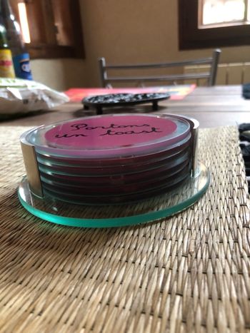 Dessous de verre neufs