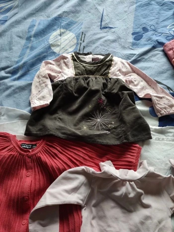 Lot vêtements fille de 3 mois a 18 mois - photo numéro 9