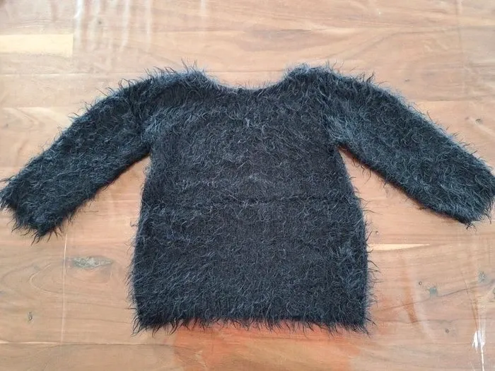 Pull noir fille laine 4 ans