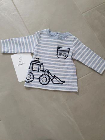 Pull tractopelle 6 mois