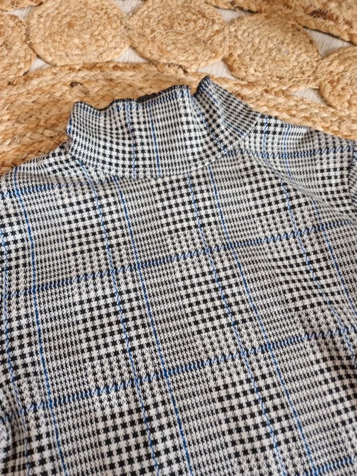 Sous pull fin motif pied de poule Bershka 🪐Taille XS🪐 - photo numéro 2