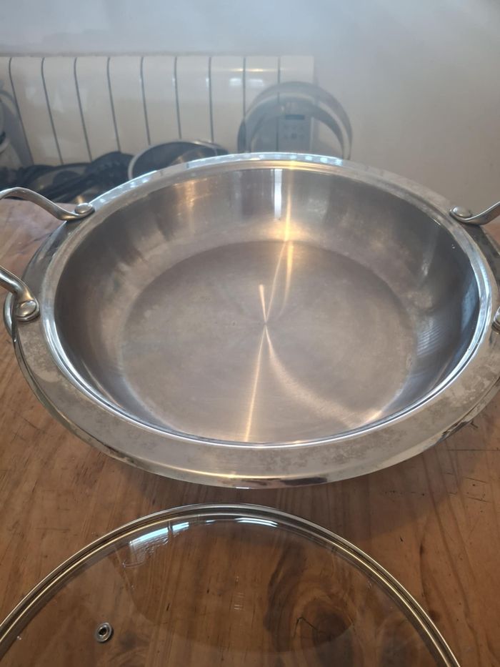 Poêle - plat de service en inox 18/10 Cuisinart 7bsr-28