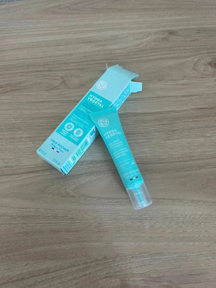 🌿 Gel Yeux Hydra Végétal Yves Rocher 🌿 - photo numéro 5