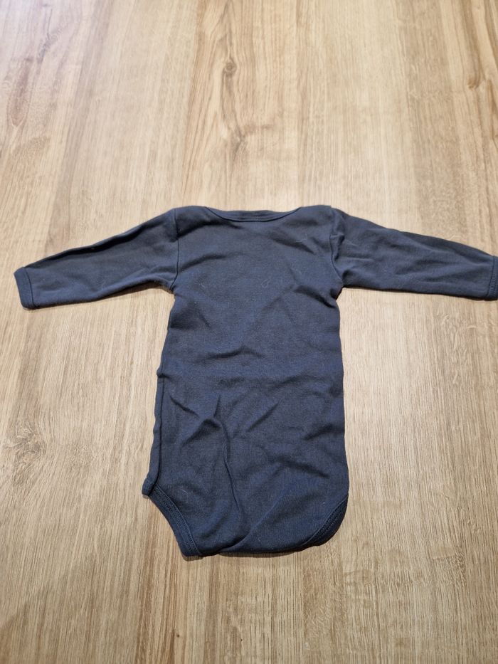 Bodys manche longue Petit Bateau 3 mois Gris anthracite brodé - photo numéro 2