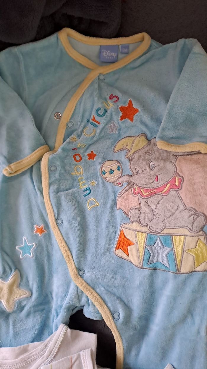 Lot de 5 pyjamas et 2 bodies 3 mois - photo numéro 5