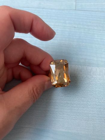 Bague cabochon doré ajustable