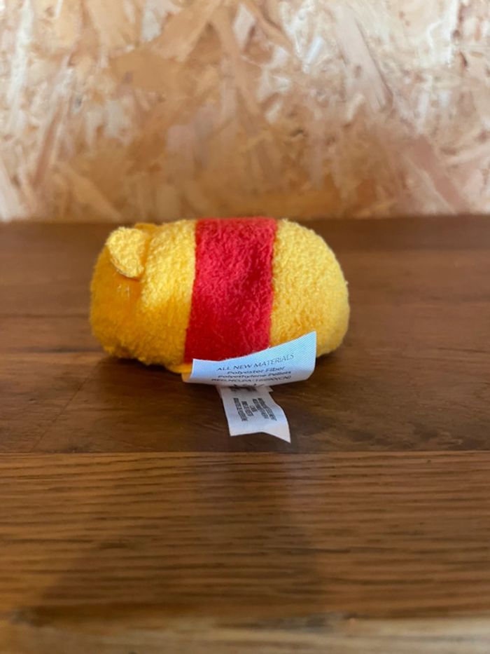 Tsum Tsum officiel Disney Store Winnie L’ourson - photo numéro 5