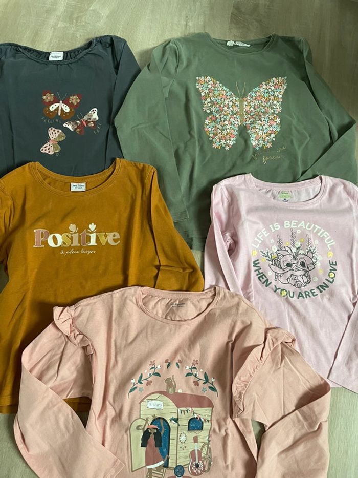 Lot de 9 t-shirts manches longues 8 ans
