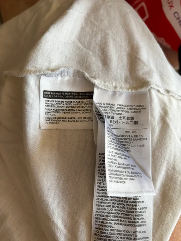 TEE shirt Levis - photo numéro 4