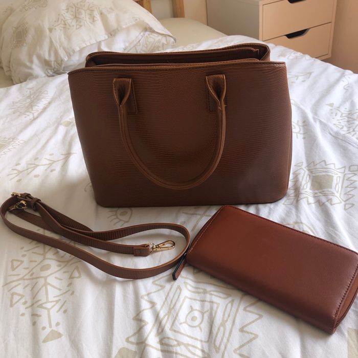 Sac à main et porte monnaie - photo numéro 2