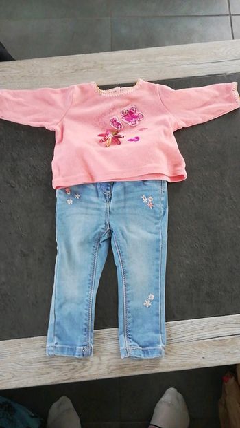 Jean et tee shirt fleuris