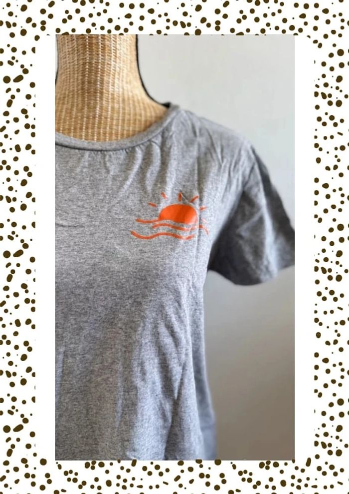 Tee-shirt gris taille M - photo numéro 3