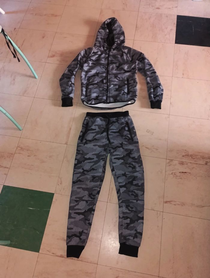 Survêtement Ensemble garçon taille 11/12 ans - photo numéro 9