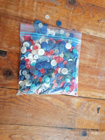 Lot 3 de boutons (250g)