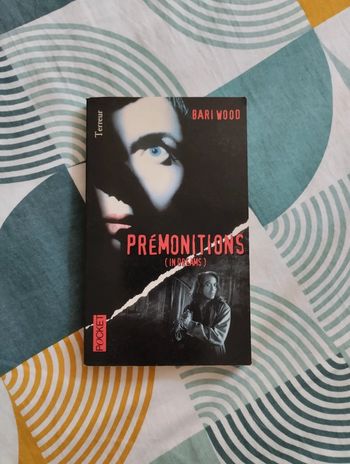 Livre Prémonitions de Bari Wood