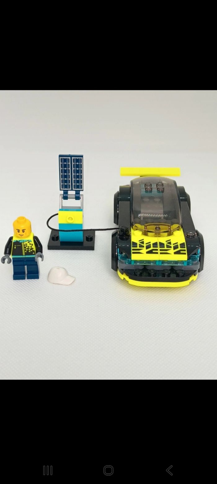Lego City 60383 Voiture de Sport Électrique
Complet - photo numéro 4