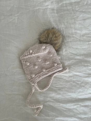 Bonnet fille avec pompon