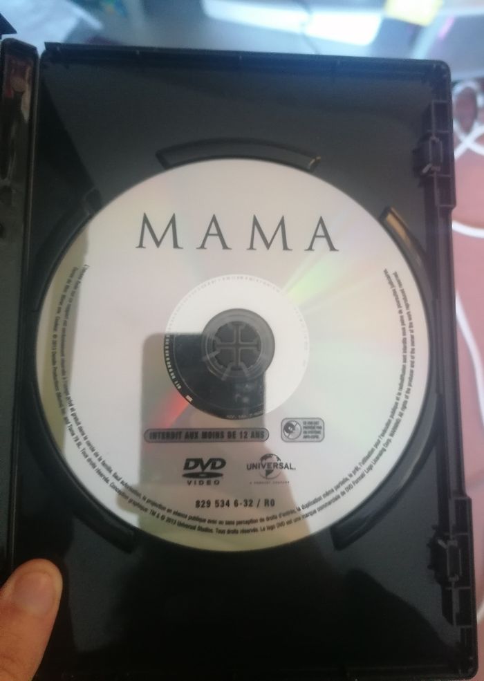 DVD "Mama" - photo numéro 2