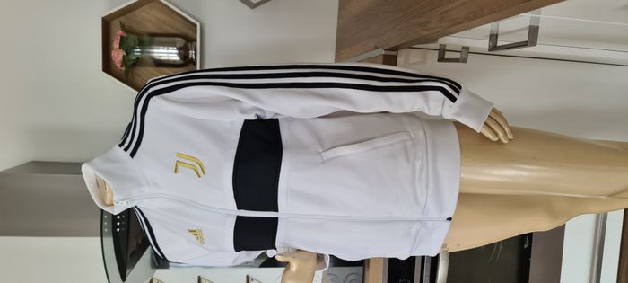 superbe veste adidas juventus taille savec poches a zipp - photo numéro 3