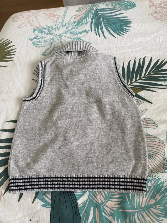 Pull sans manche 12 mois - photo numéro 3