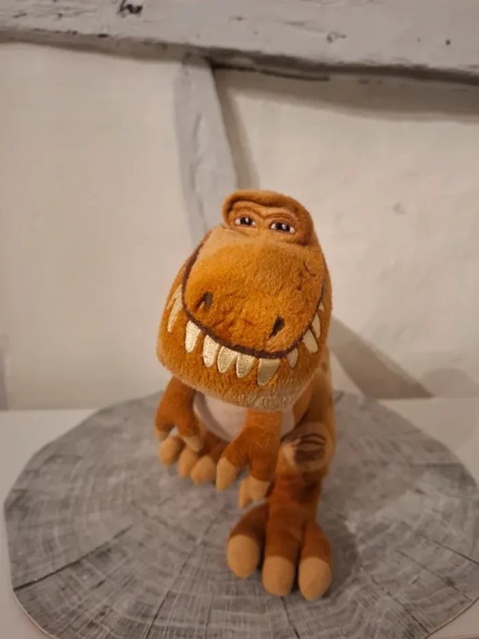 Peluche Butch dinosaure Le voyage d'Arlo
