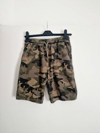 Short militaire