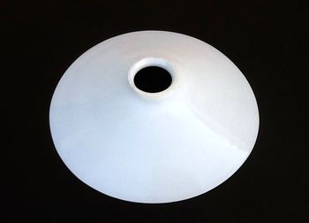 (article vendu en l' état, état d' usage, ébrechure au col de fixation qui n' empêche pas l' usage d