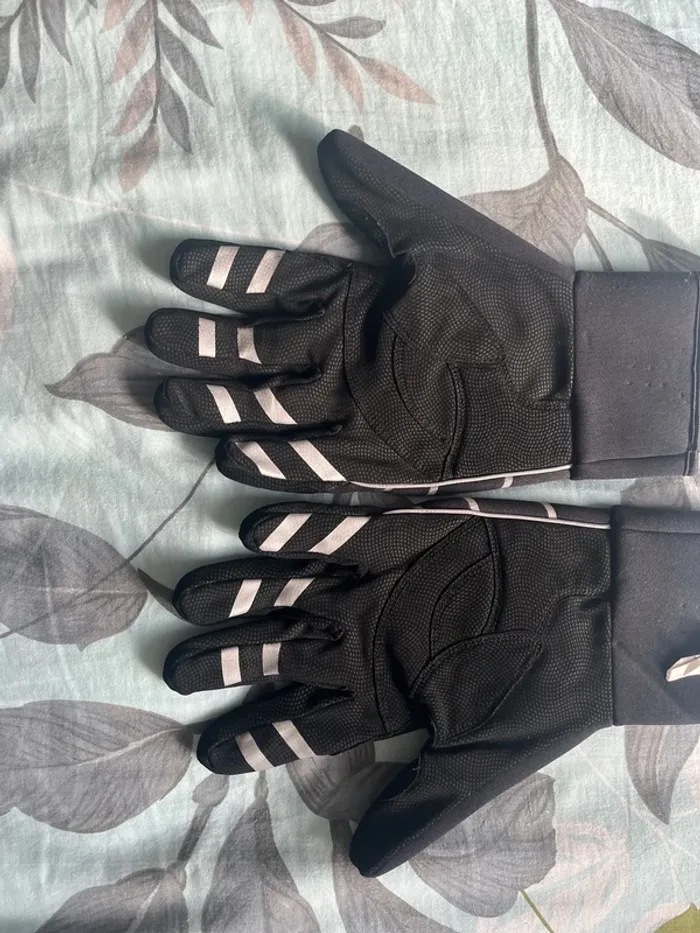 Gants de vélo hiver XL décathlon très bon état - photo numéro 3