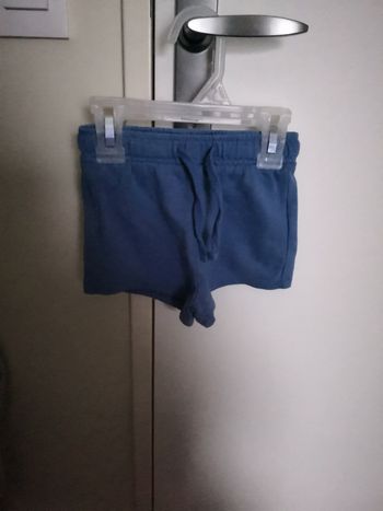 Short uni avec taille élastiquée (Bleu) 9 mois (74 cm) Kiabi