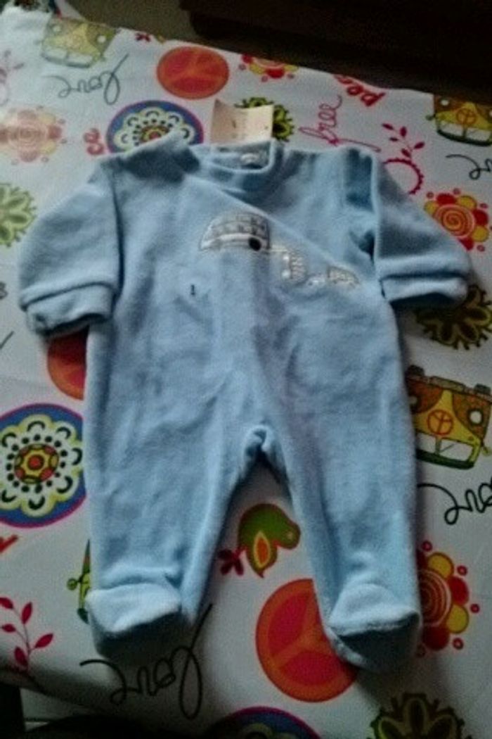 Pyjama grain de ble neuf 1mois