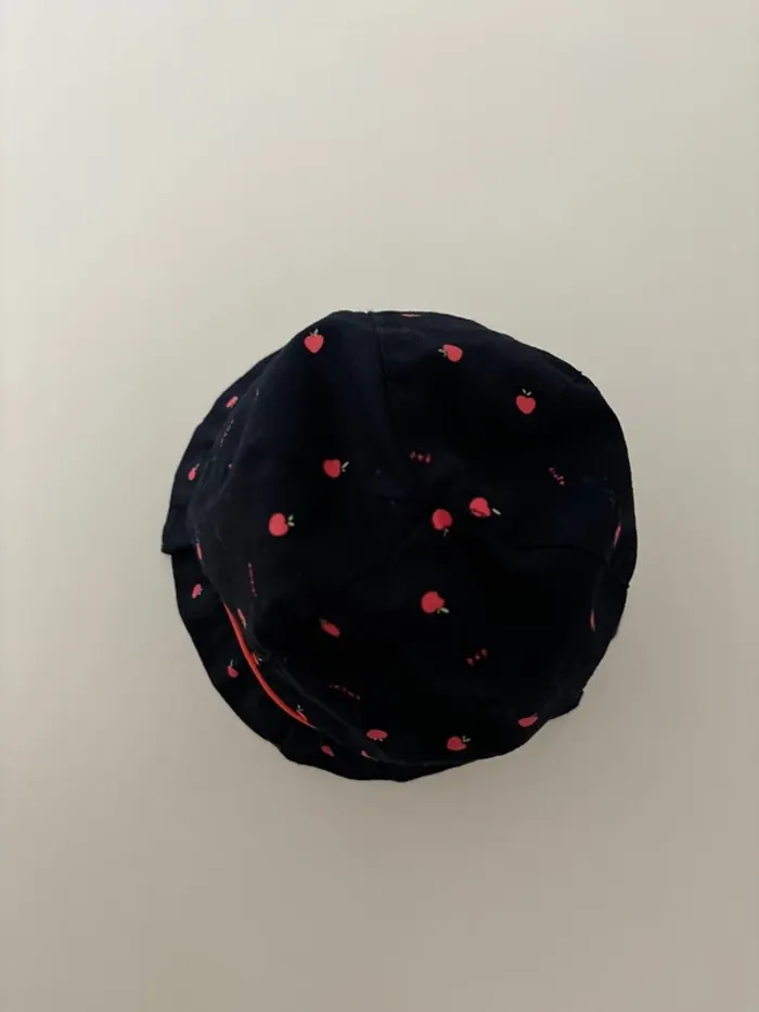 Chapeau 45 cm Kiabi - photo numéro 2