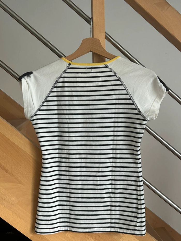 T-shirt taille 2 - photo numéro 8