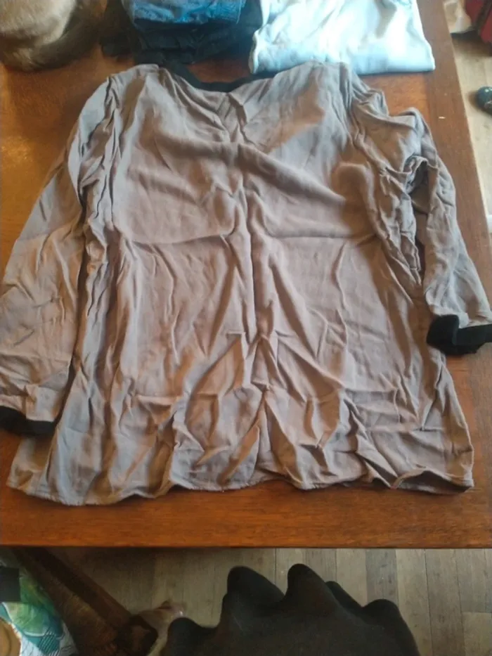 Chemise taille 46 - photo numéro 3