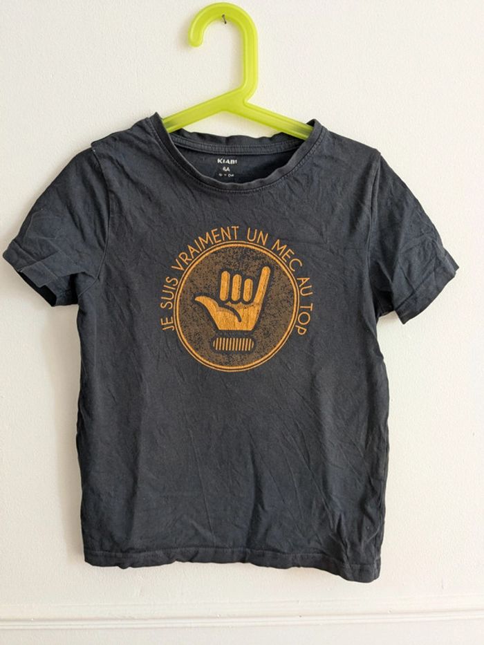 T-shirt mec au top 8 ans